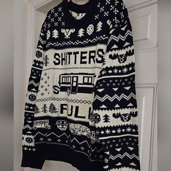 Graphic Sweater - Picture 2 of 5